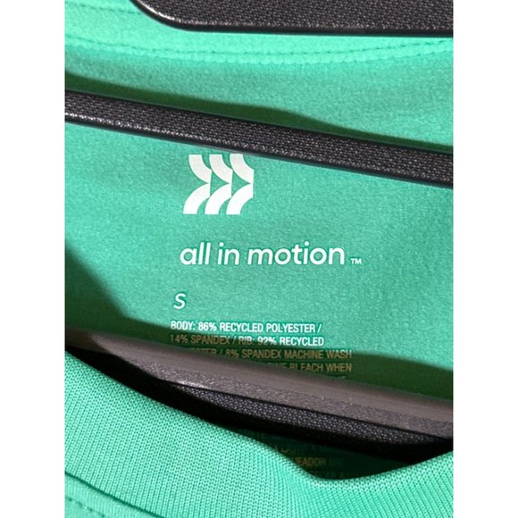 All in Motion Men's Short Sleeve Soft Stretch T-Shirt, Green, Size S, NWT - Picture 3 of 5